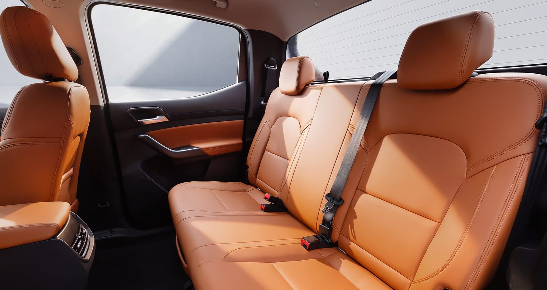 2026 MAXUS Interstellar L New Generation — Double Cab Diesel Pickup Truck for export, second-row seating