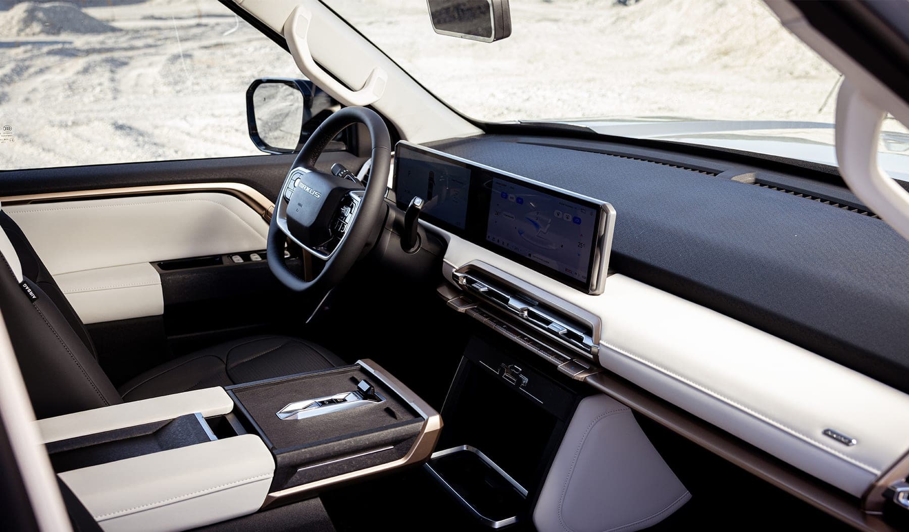 MAXUS eTerron 9 2026 — Pickup eléctrica doble cabina para exportación, interior de la cabina delantera