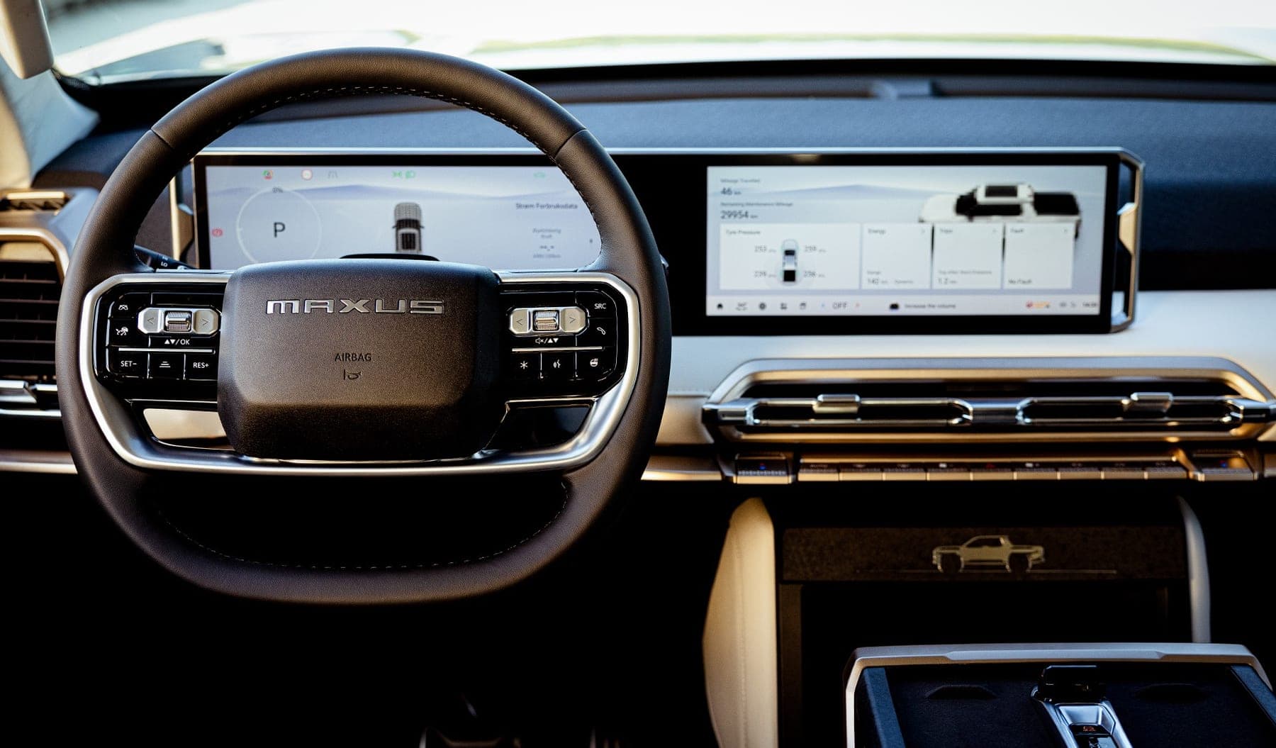 2026 MAXUS eTerron 9 — cockpit and instrument display of the Double Cab Electric Pickup Truck for export